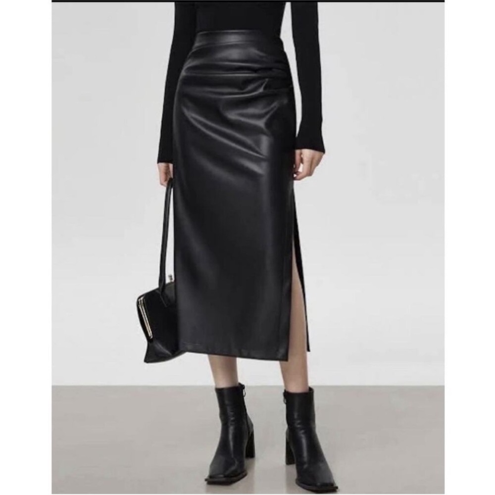 Commense Black Faux Leather Pencil Skirt Size Large NWT